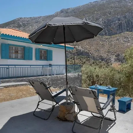 בית נופש Antonis House *